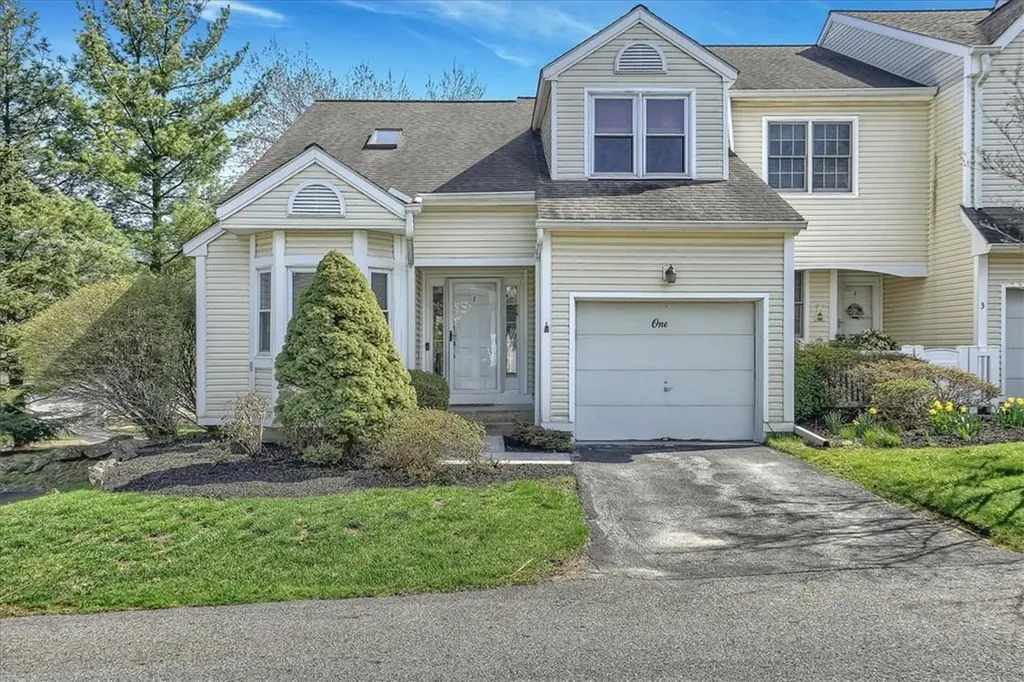 1 Berwick Court Fishkill NY 12524