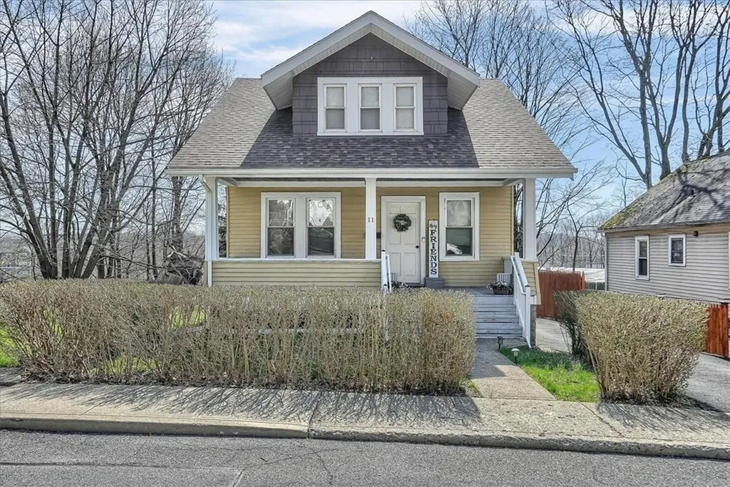 11 Du Bois Avenue Poughkeepsie NY 12601