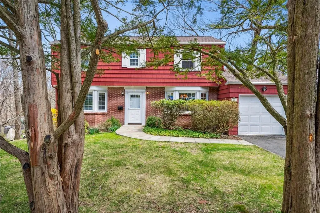 21 Hollywood Drive Dobbs Ferry NY 10522