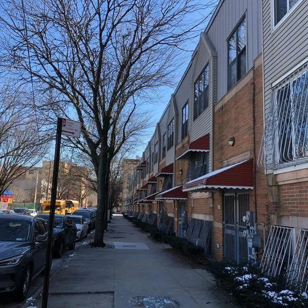 762 E 179th Street Bronx NY 10460