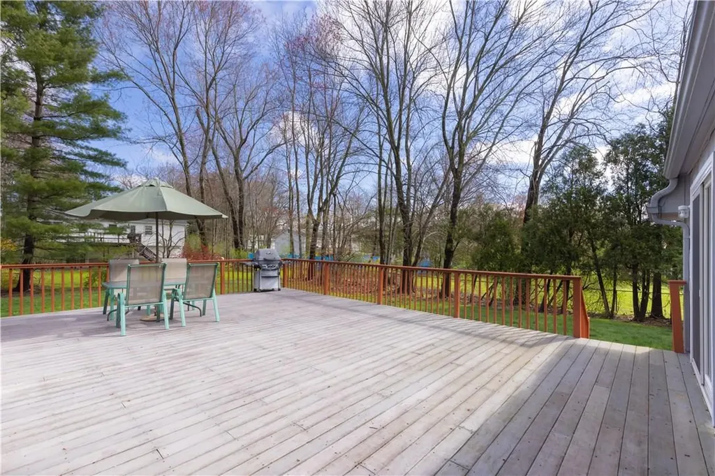 57 Tennyson Drive Nanuet NY 10954