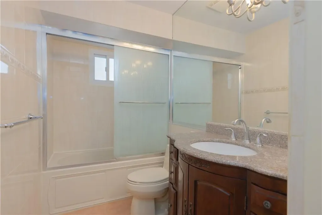 57 Tennyson Drive Nanuet NY 10954