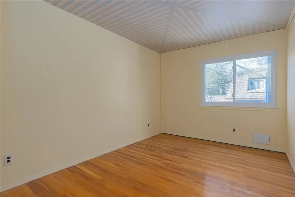 57 Tennyson Drive Nanuet NY 10954