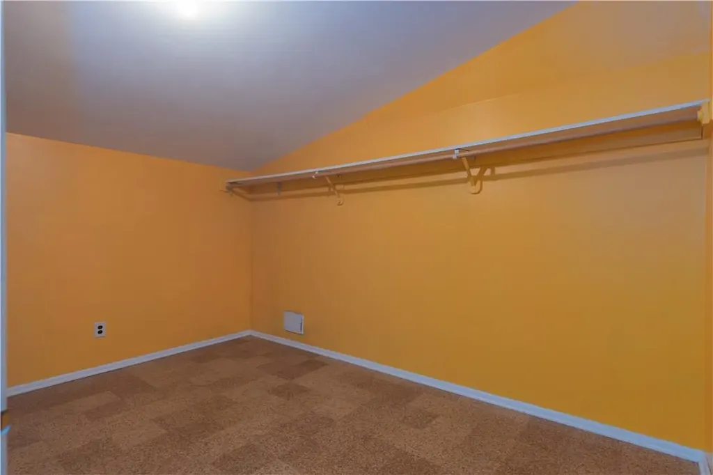 57 Tennyson Drive Nanuet NY 10954