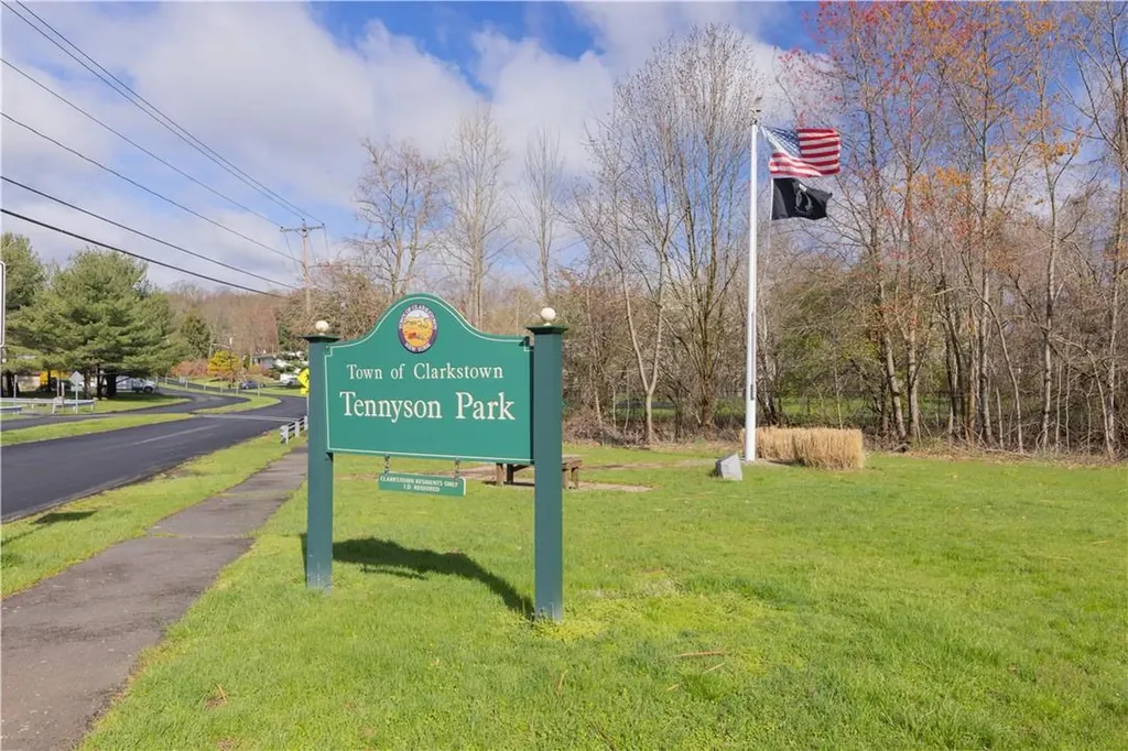 57 Tennyson Drive Nanuet NY 10954