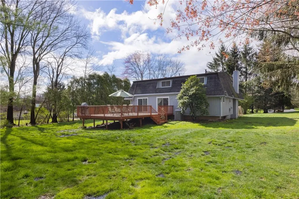 57 Tennyson Drive Nanuet NY 10954