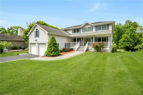 2 Hauser Terrace Tappan NY 10983