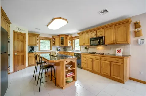 2 Hauser Terrace Tappan NY 10983
