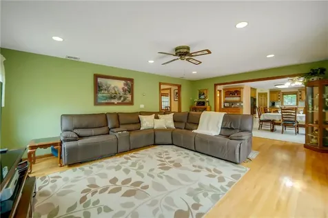2 Hauser Terrace Tappan NY 10983