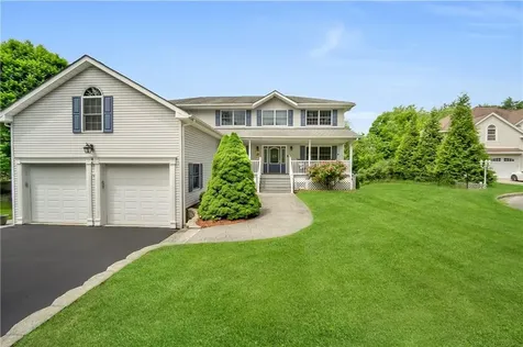 2 Hauser Terrace Tappan NY 10983