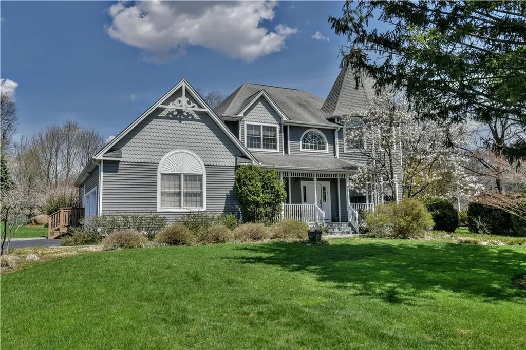 1 Stone Meadow Lane Airmont NY 10901