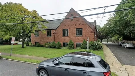 122 Fenimore Road Mamaroneck NY 10543