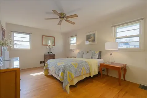 10 Parkside Drive Suffern NY 10901