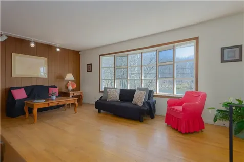 10 Parkside Drive Suffern NY 10901