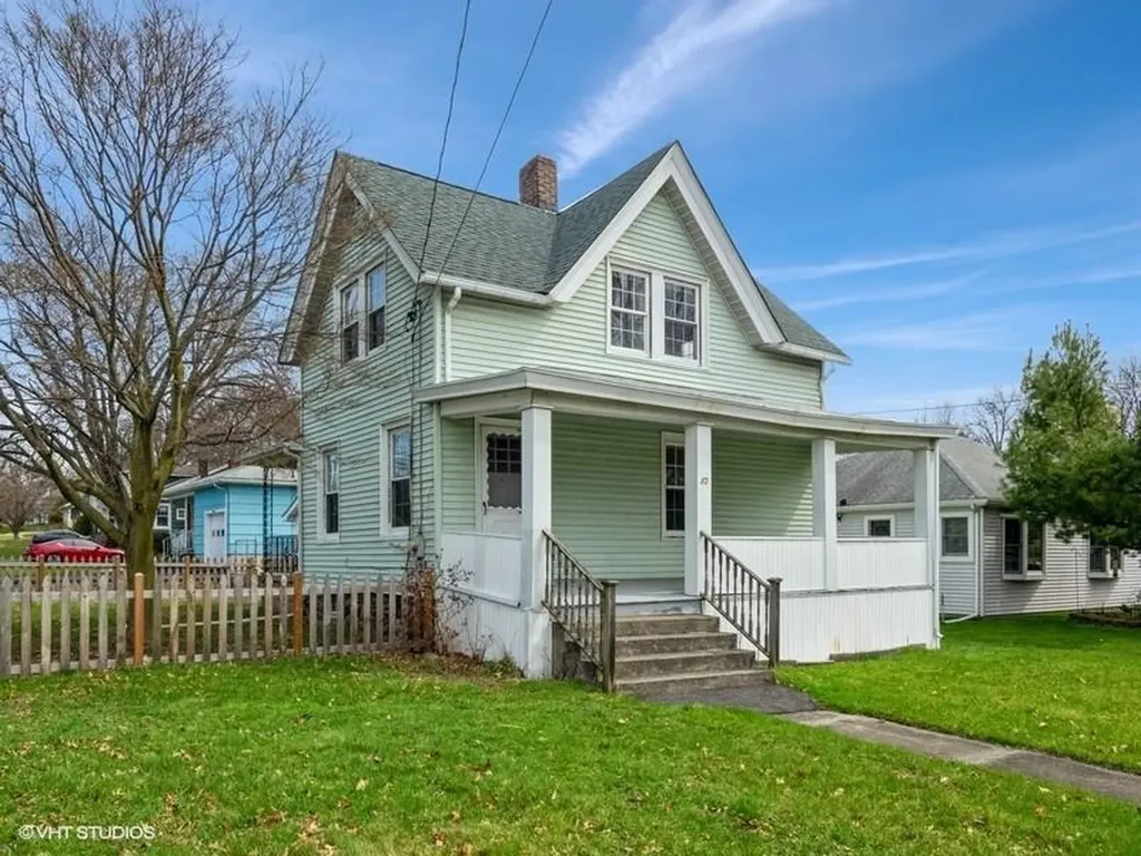 82 Verplanck Avenue Beacon NY 12508