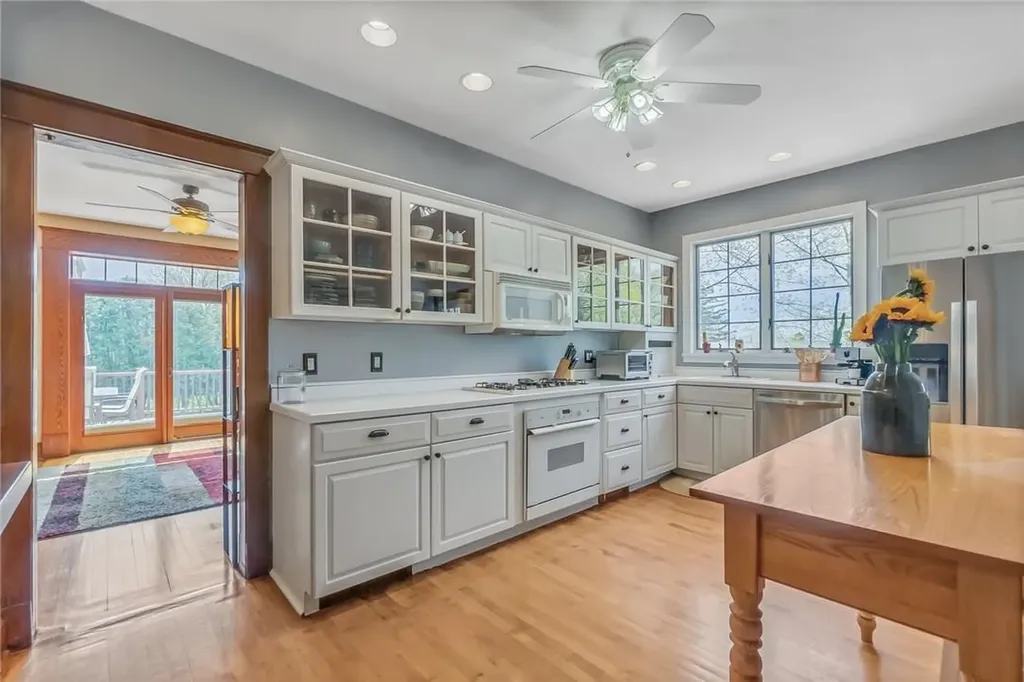 61 N Grant Avenue Congers NY 10920