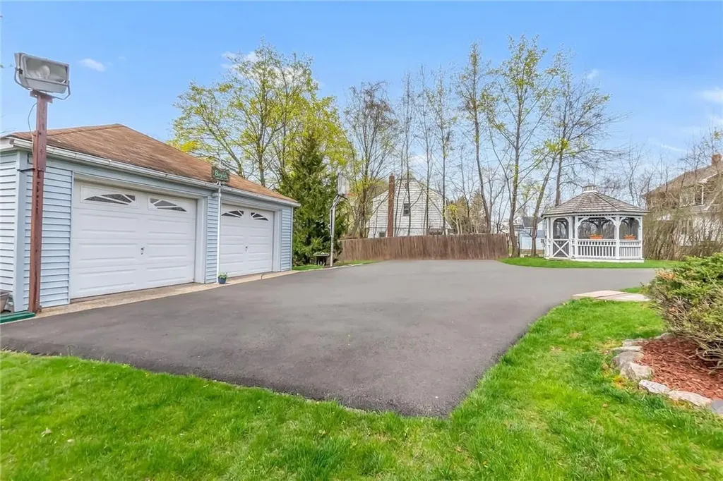 61 N Grant Avenue Congers NY 10920