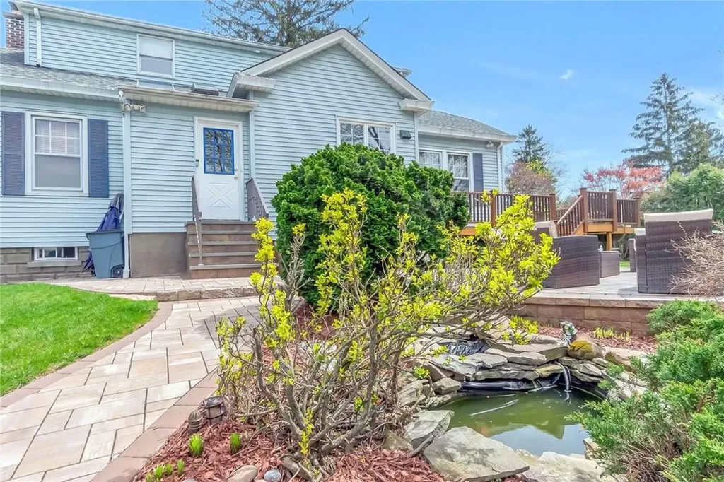 61 N Grant Avenue Congers NY 10920