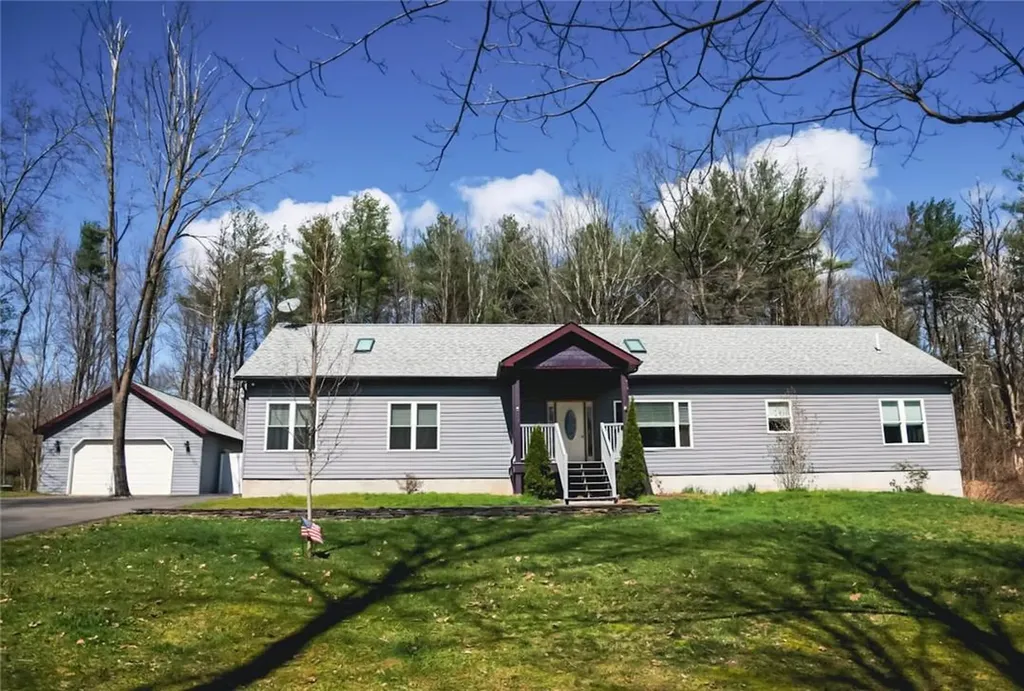 5 Buffalo Road Saugerties NY 12477