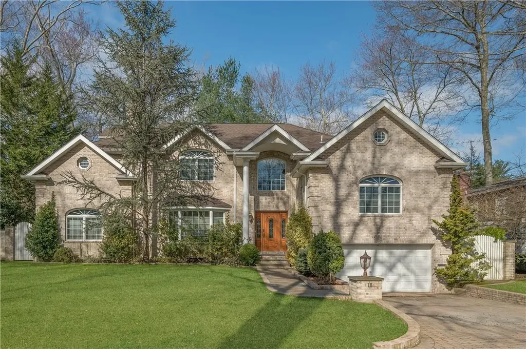 15 Doris Drive Scarsdale NY 10583
