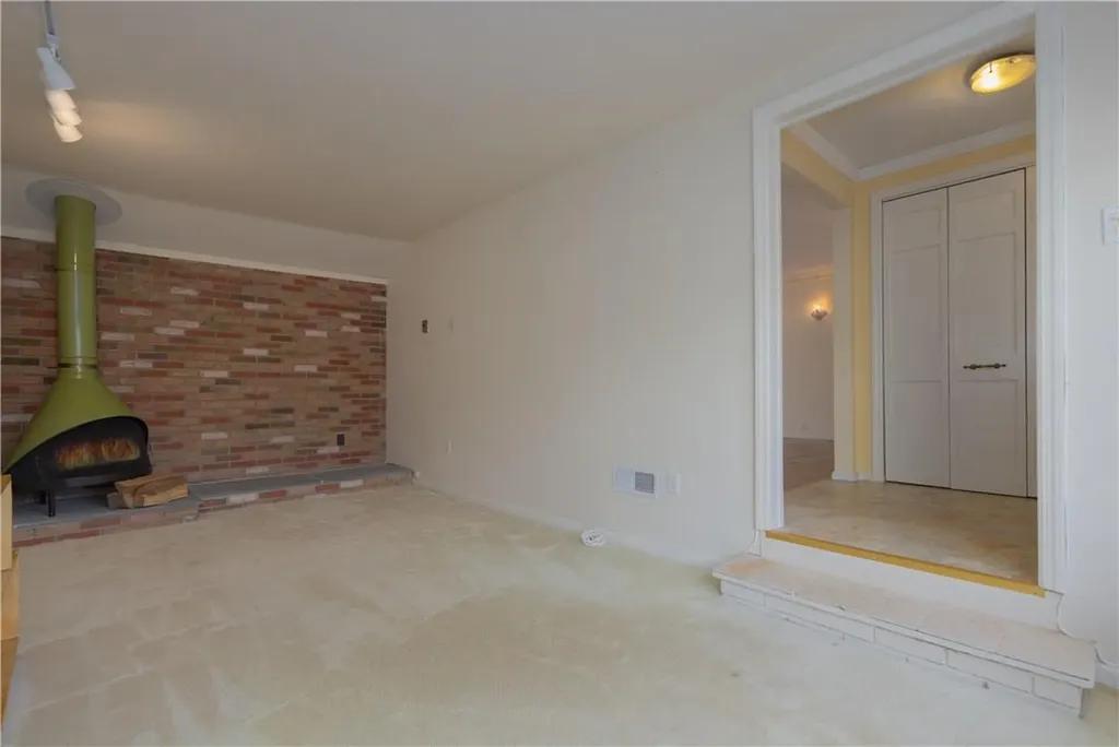3 Jennifer Lane Hartsdale NY 10530