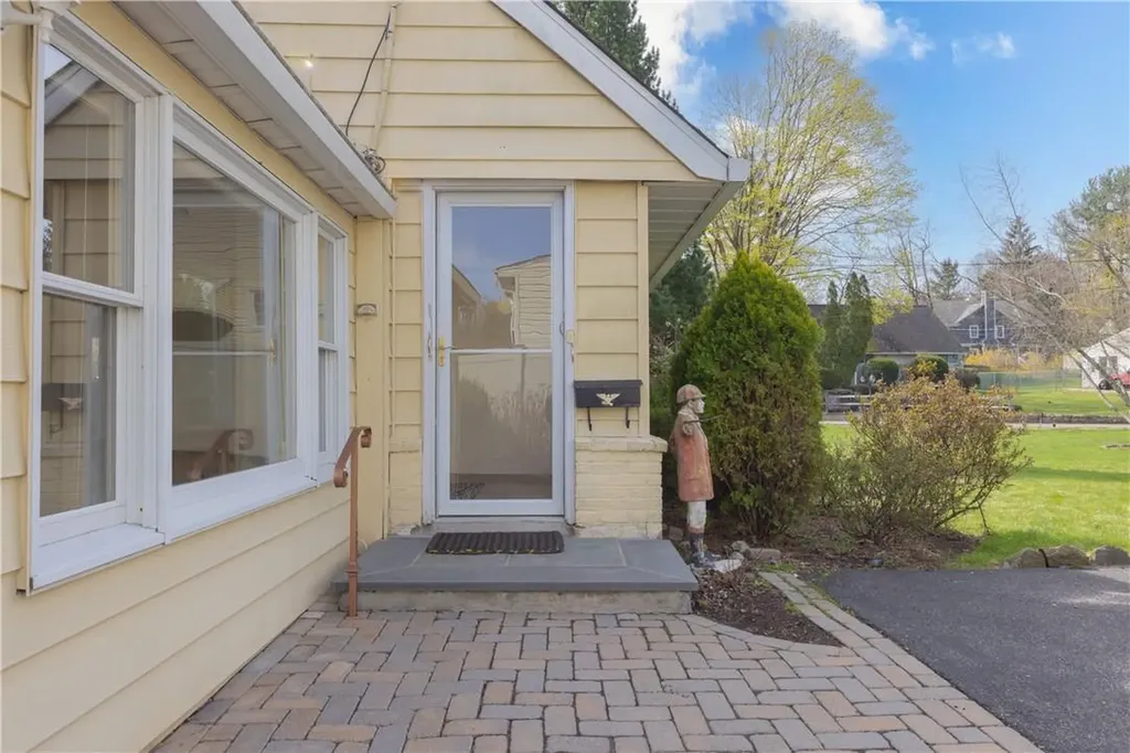 3 Jennifer Lane Hartsdale NY 10530