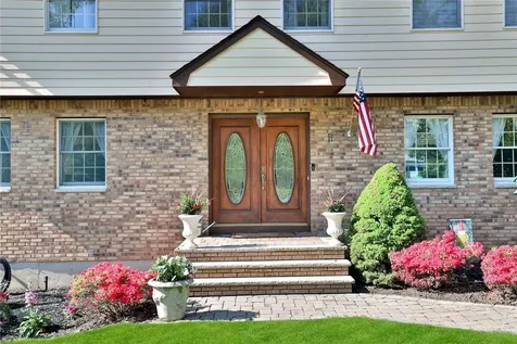 11 Virginia Street Valley Cottage NY 10989