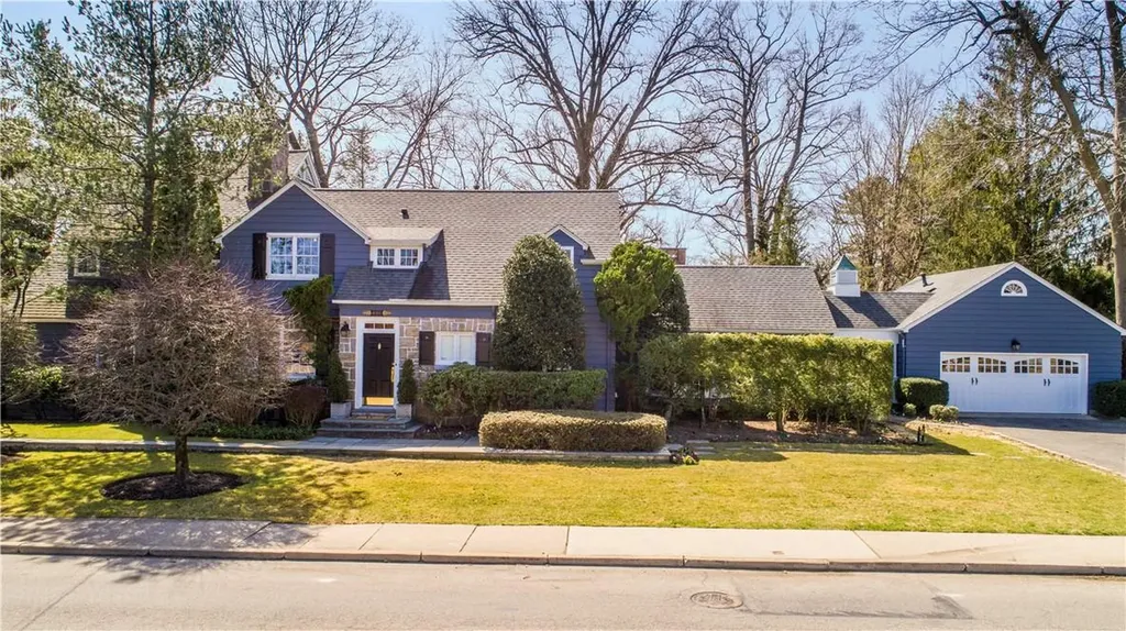 895 Orienta Avenue Mamaroneck NY 10543