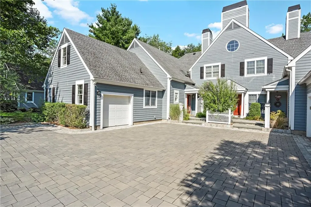 48 Wyndham Close White Plains NY 10605