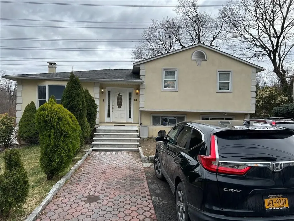 81 Parkview Road Elmsford NY 10523