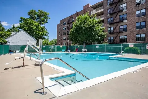 575 Bronx River Road Yonkers NY 10704