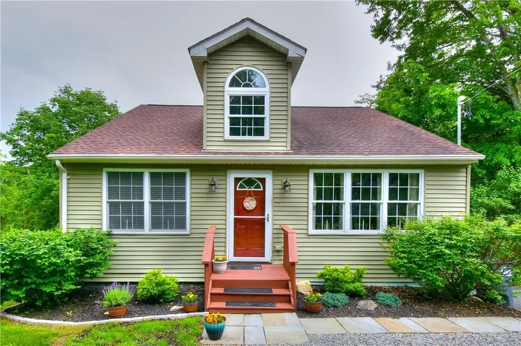 734 Mount Airy Road New Windsor NY 12553