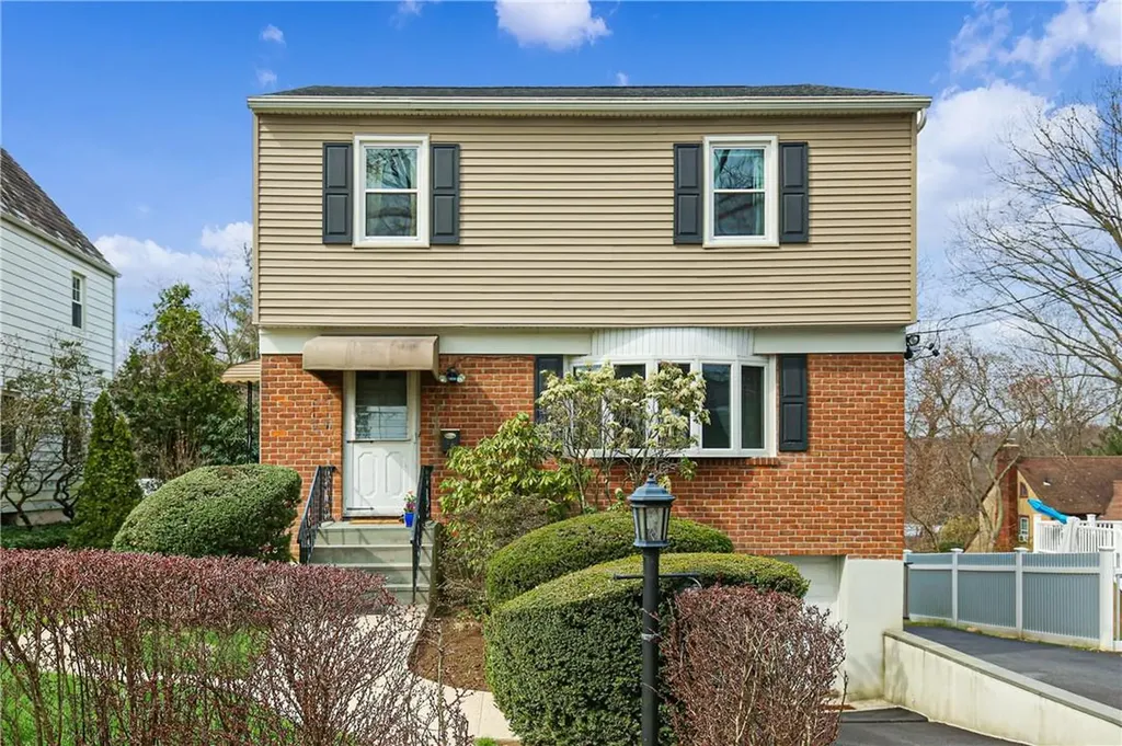 19 Amherst Place Hartsdale NY 10530