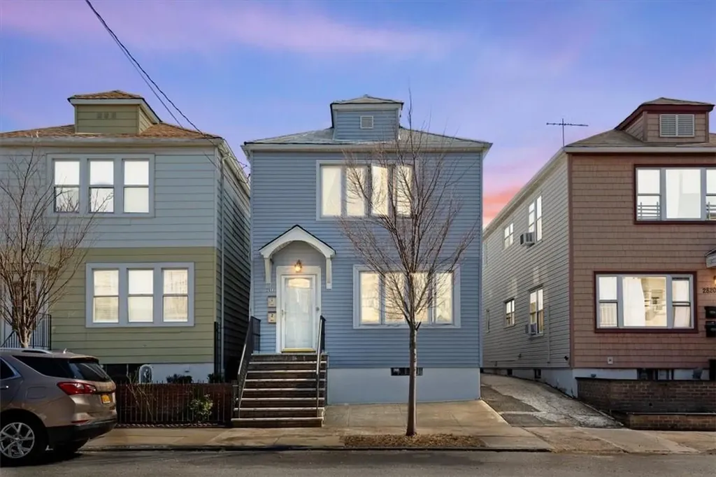 2822 Dudley Avenue Bronx NY 10461