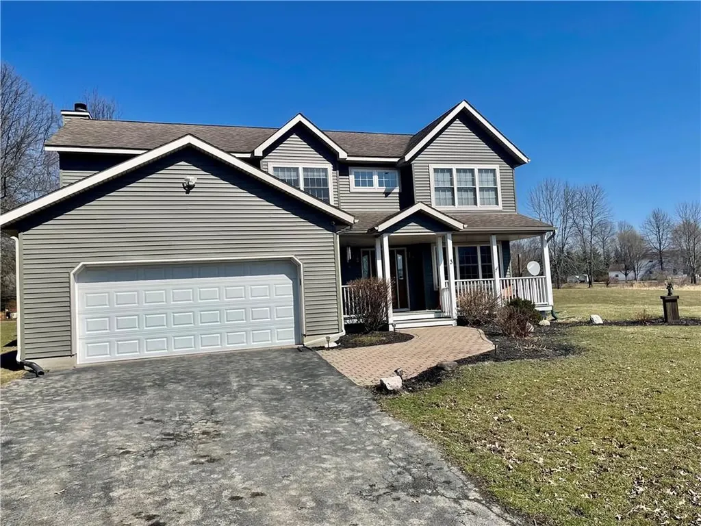 3 Knolls Road Wallkill NY 12589