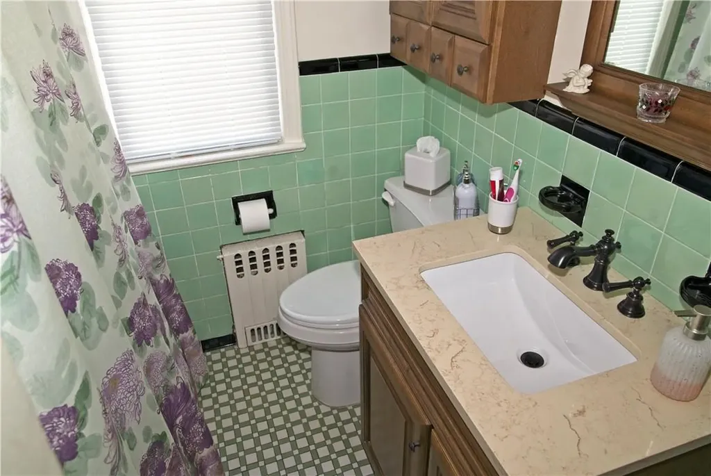 7 Corbalis Place Yonkers NY 10703