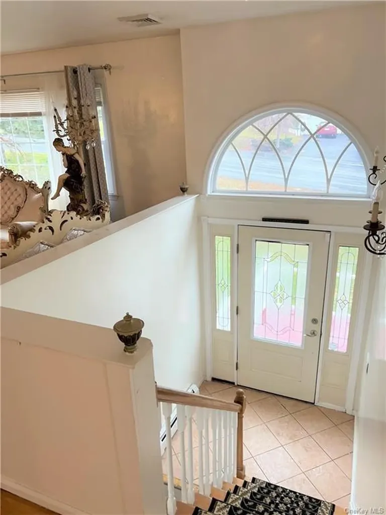 27 Hawthorn Avenue Warwick NY 10990