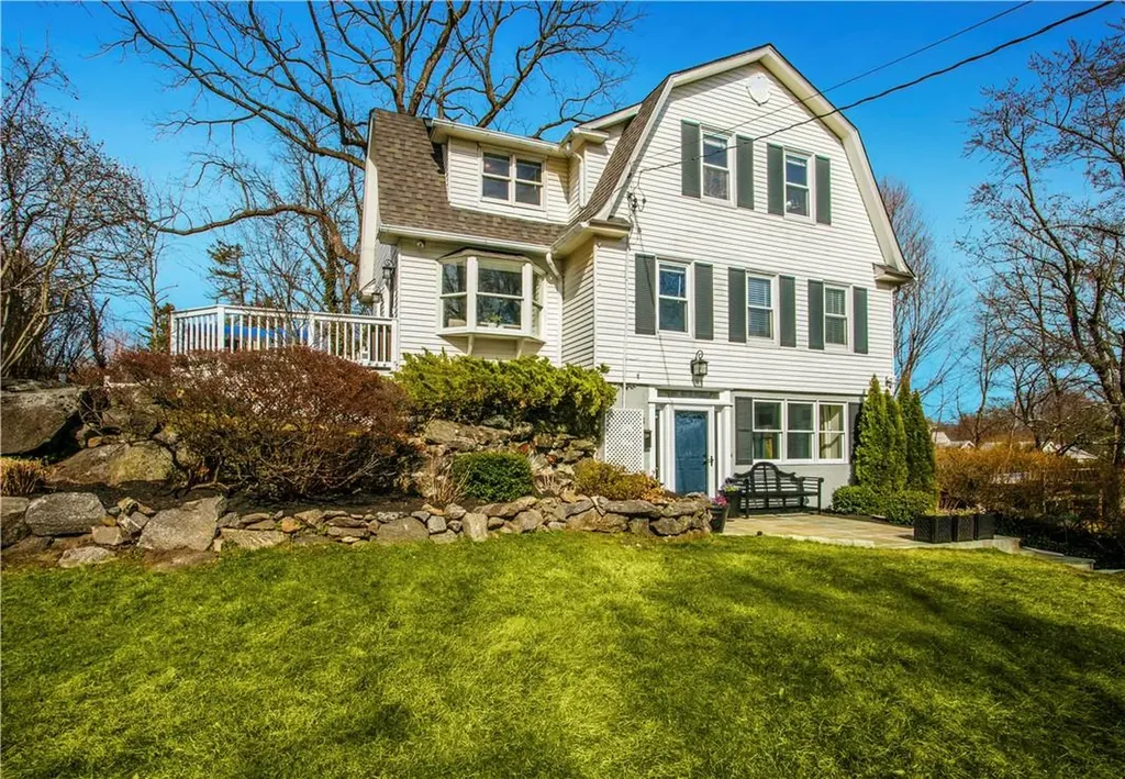 16 Hudson Place Larchmont NY 10538