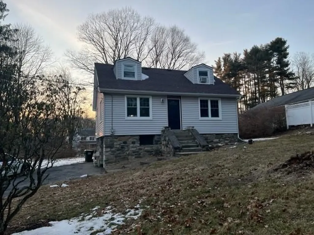 81 Myrtle Avenue Mahopac NY 10541