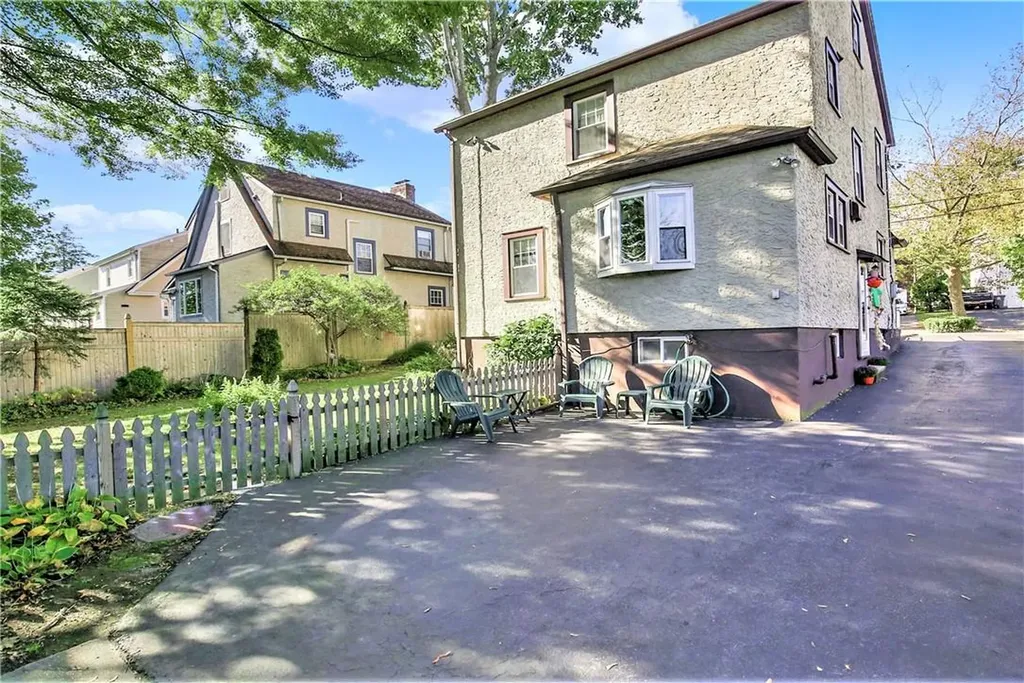 74 Overlook Road White Plains NY 10605