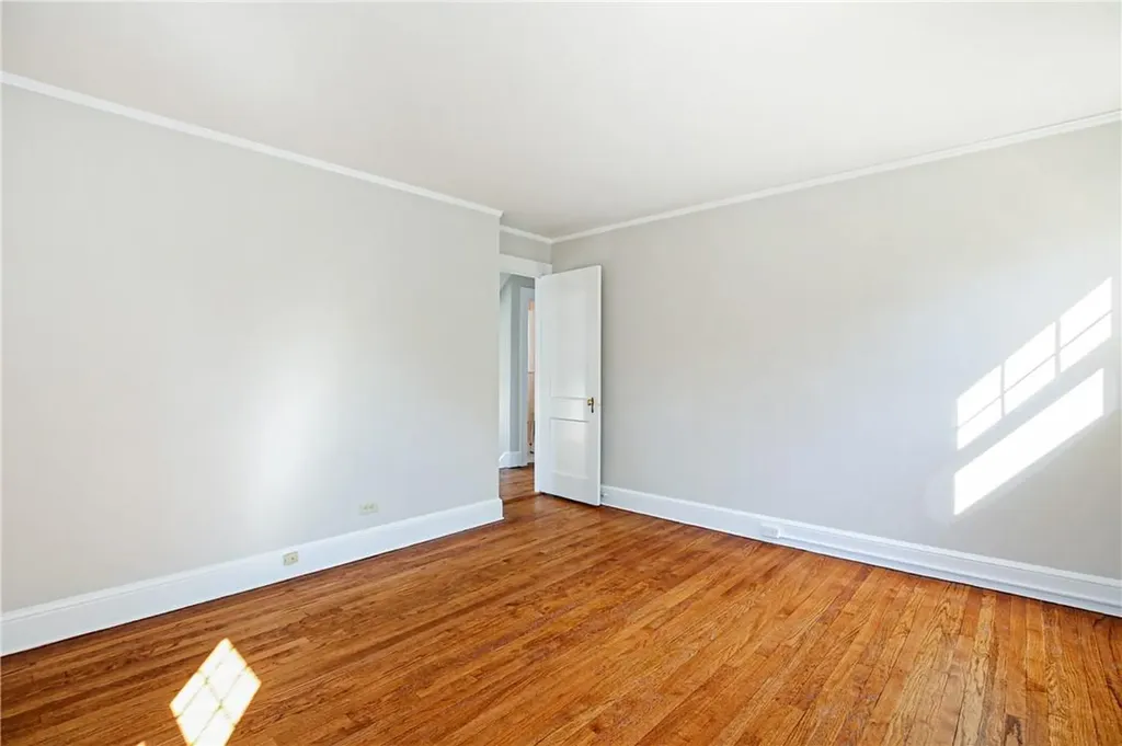 74 Overlook Road White Plains NY 10605