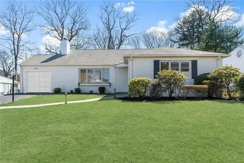 61 Hilary Circle New Rochelle NY 10804