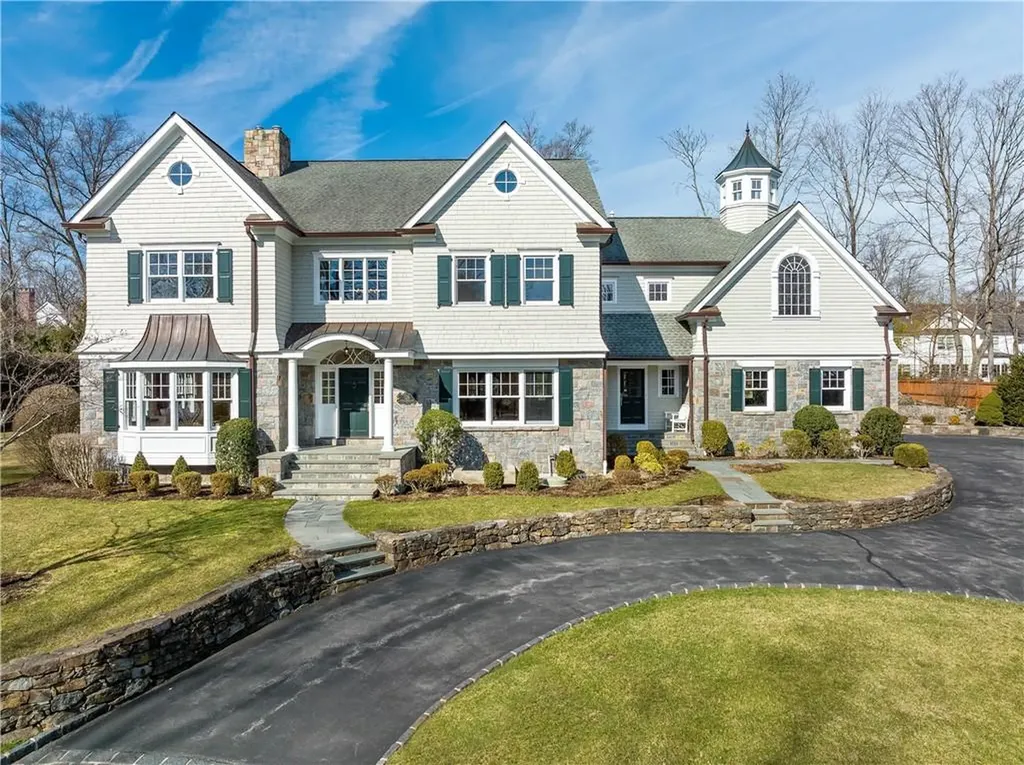 126 Drake Smith Lane Rye NY 10580