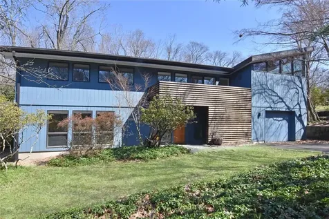 99 Deertrack Lane Irvington NY 10533