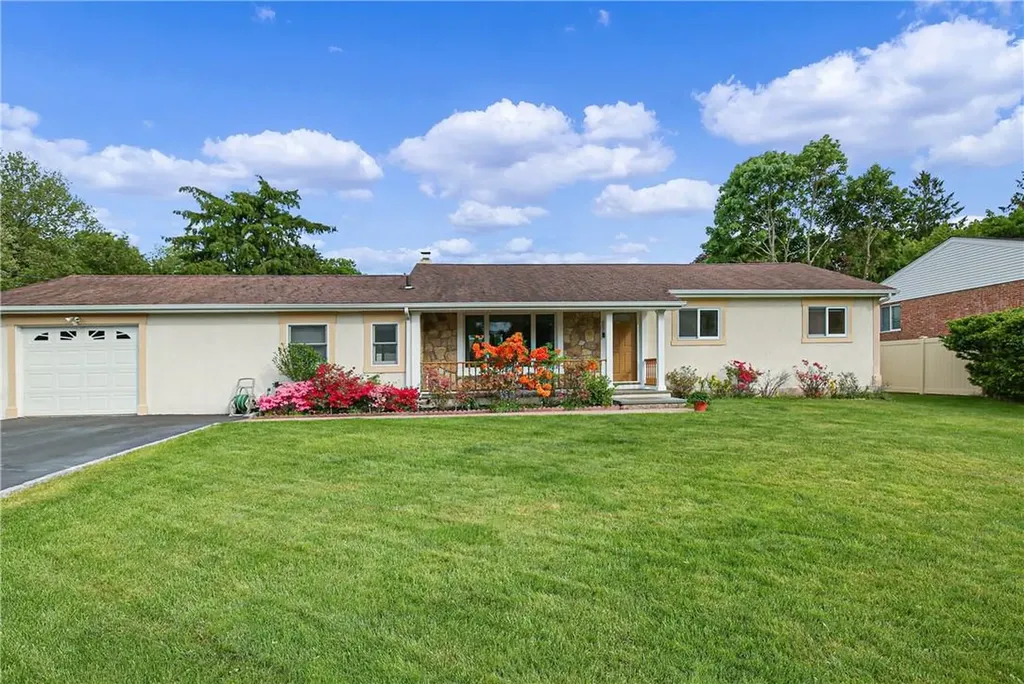 27 Wayside Drive White Plains NY 10607