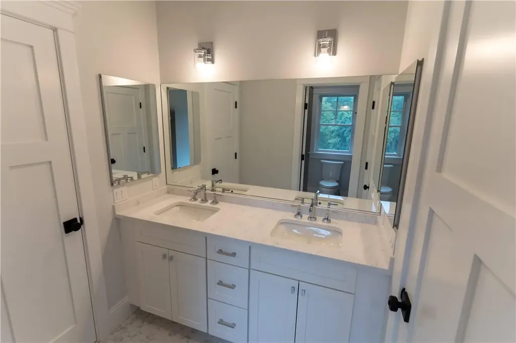 6 Tripp Lane Armonk NY 10504