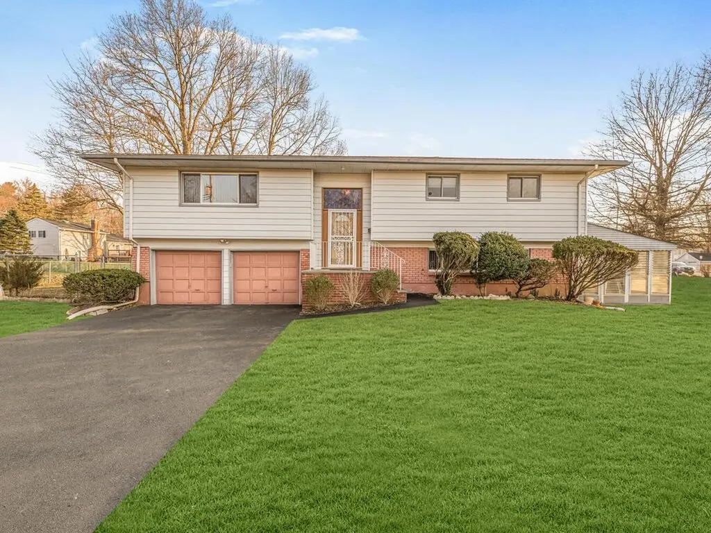 1 Buckingham Road Nanuet NY 10954