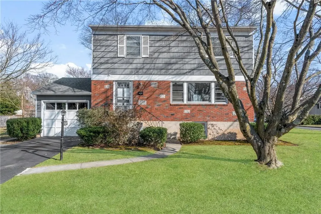 162 White Road Scarsdale NY 10583