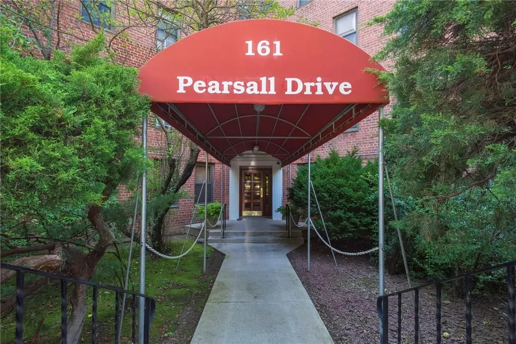 161 Pearsall Drive Mount Vernon NY 10552