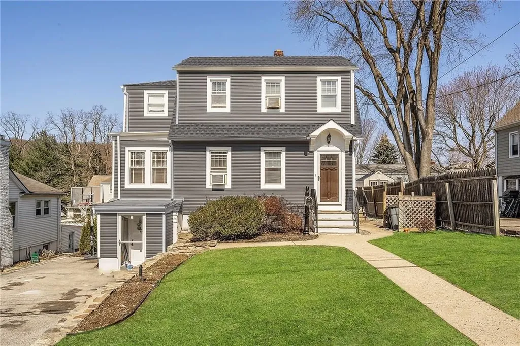 179 Astor Avenue Hawthorne NY 10532